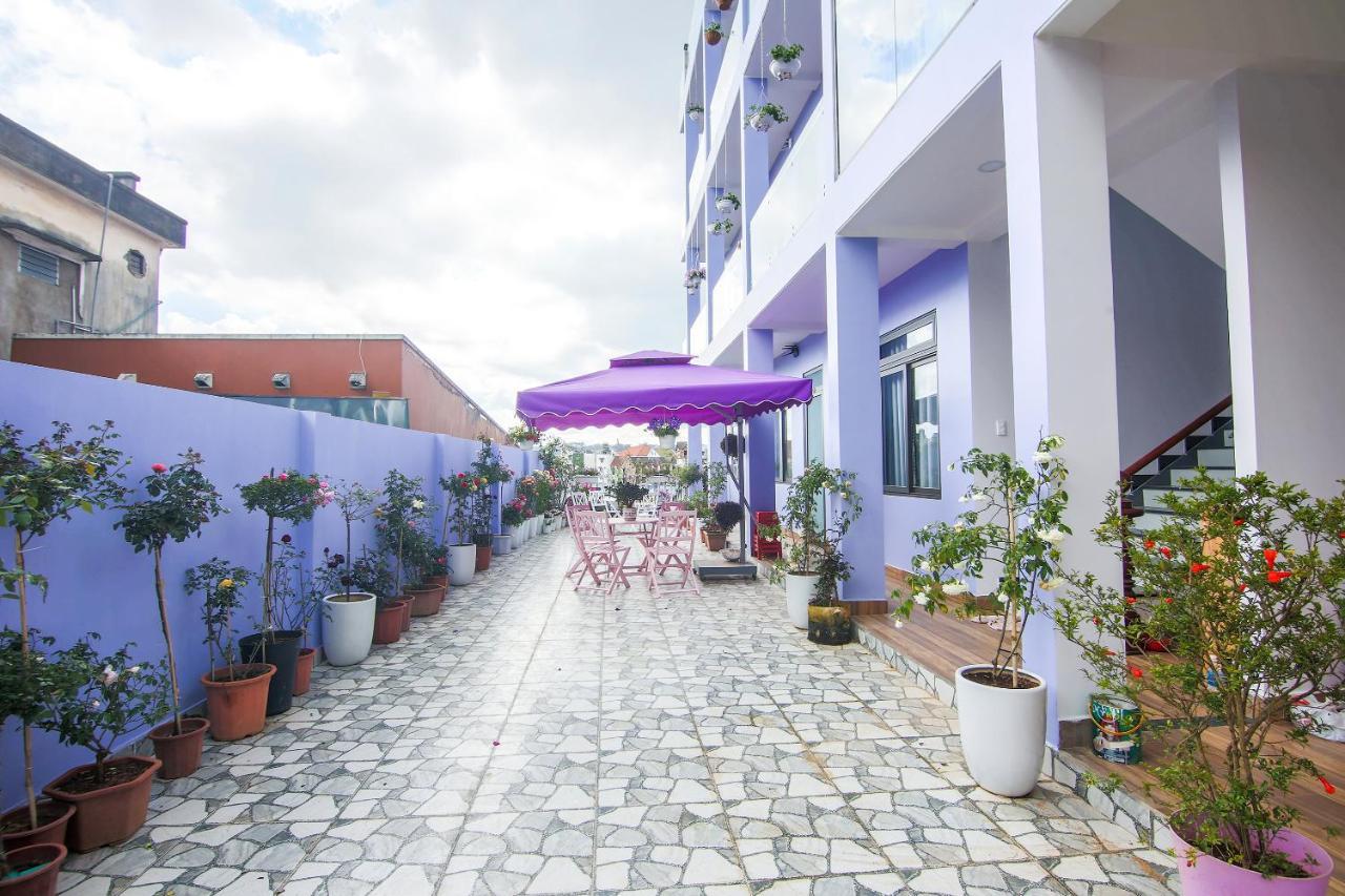 Thy Thy Hotel Dalat Bagian luar foto